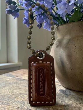 COACH Brown Leather Hangtag & Keychain
